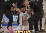 米兰体育官方网站-凯尔特人惜败掘金，沃克表现出色