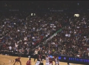 米兰体育下载-猛龙轻松战胜篮网，加拿大双中锋砍下21分