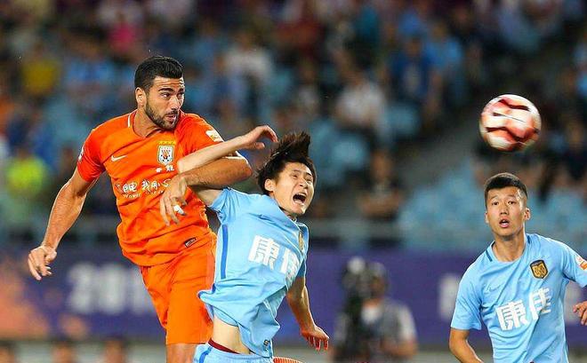 篮球主场失利，降级区坚守不下