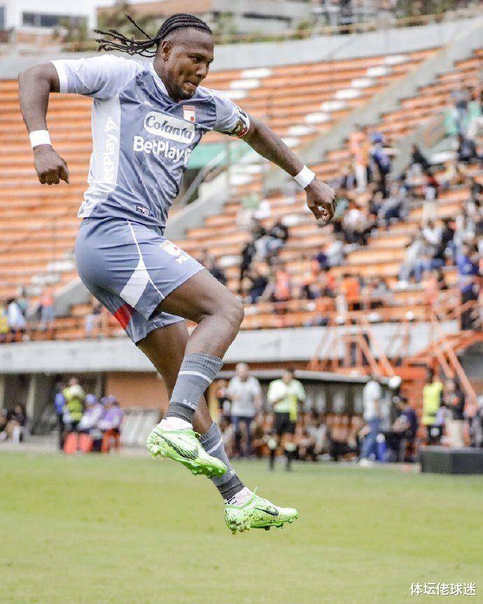 关于南美传奇球员再次耀眼，扬名国际足坛的信息