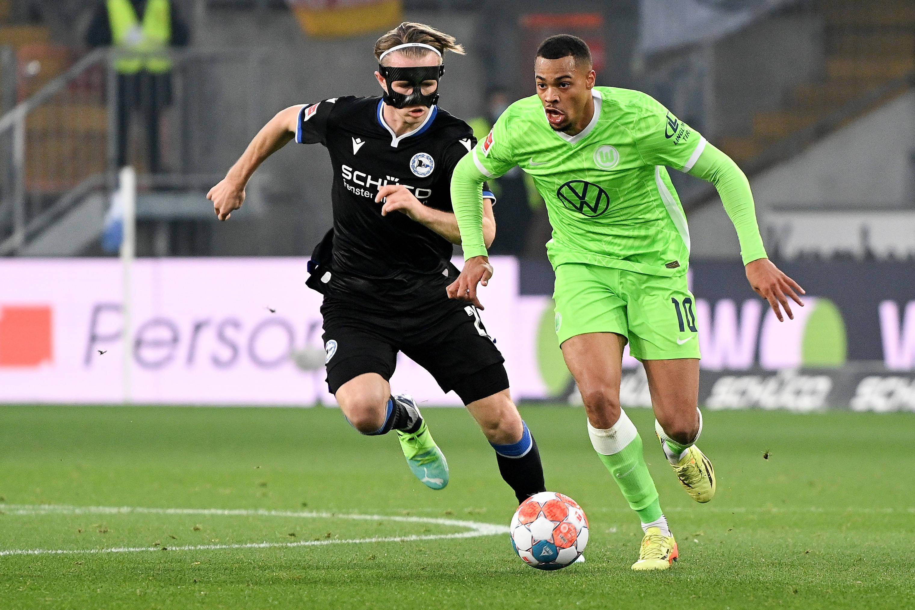 美因茨球队胜负难分拼战逾时