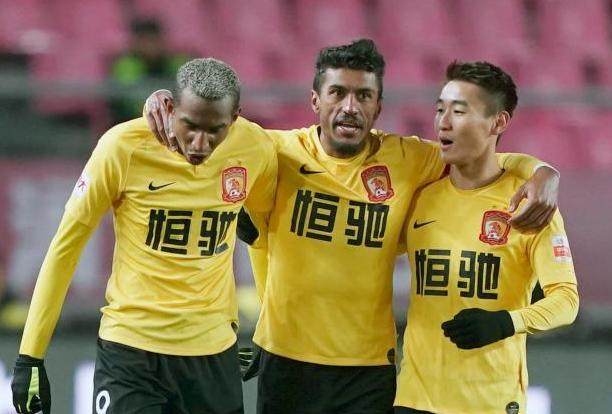 恒大肆虐人和，客场逆袭取得胜利