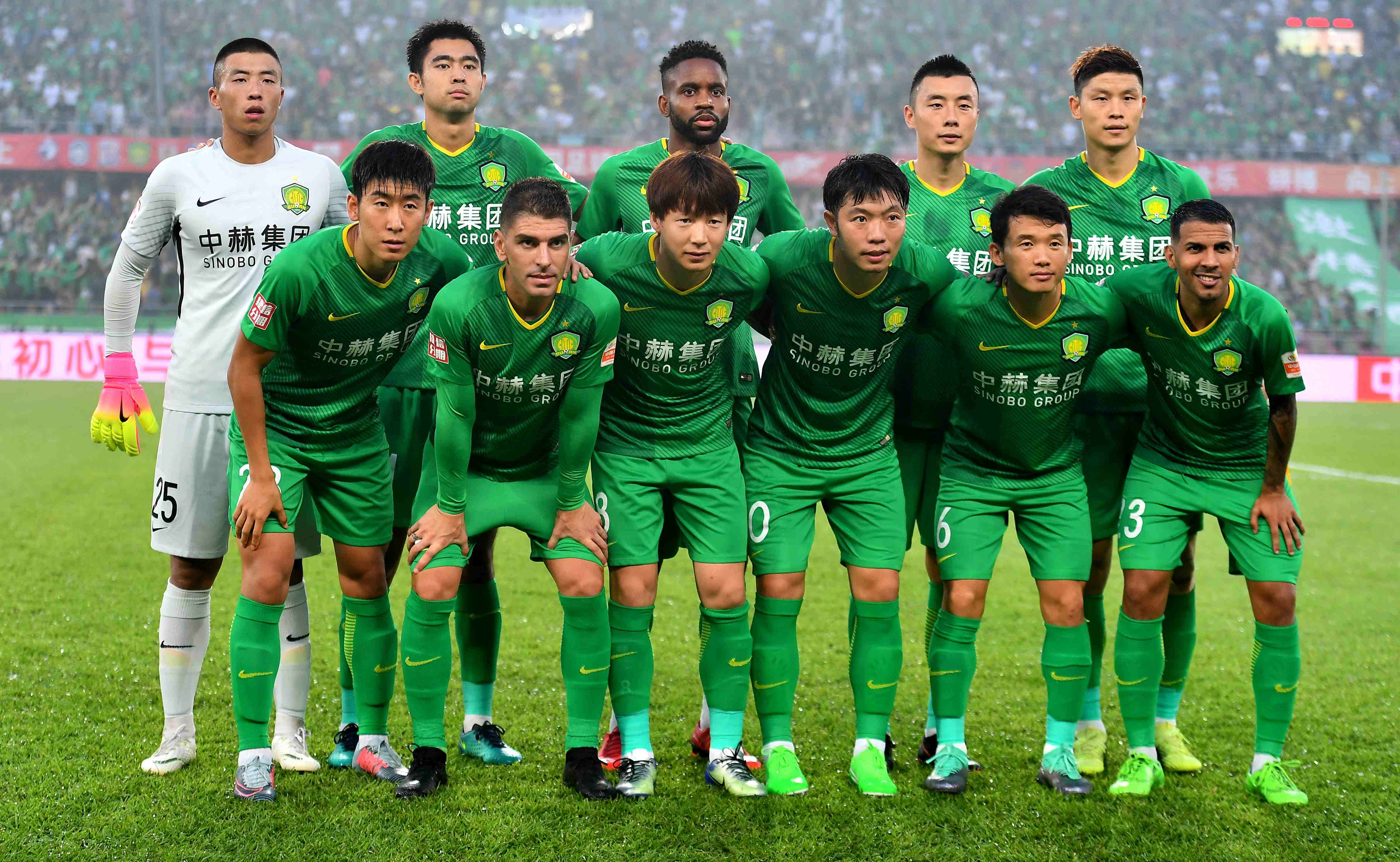 国安外援巴坎布带伤坚持比赛，精神可嘉