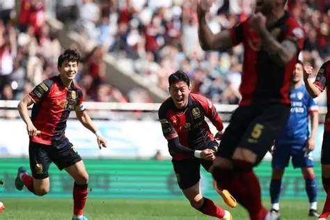 首尔FC主场失利,蔚山现代取得开门红 首尔FC主场失利,蔚山现代取得开门红