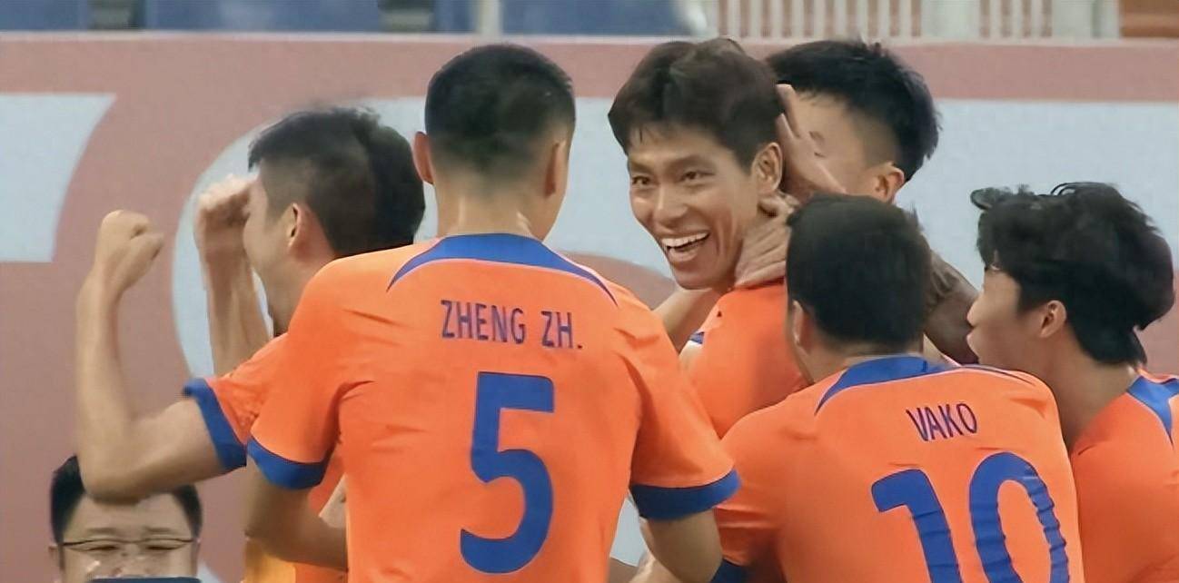 关于年轻锋线连续爆发,挑战老将传统实力的信息 关于年轻锋线连续爆发,挑战老将传统实力的信息