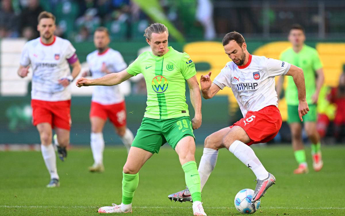 弗罗西诺内主场险胜，状态回暖