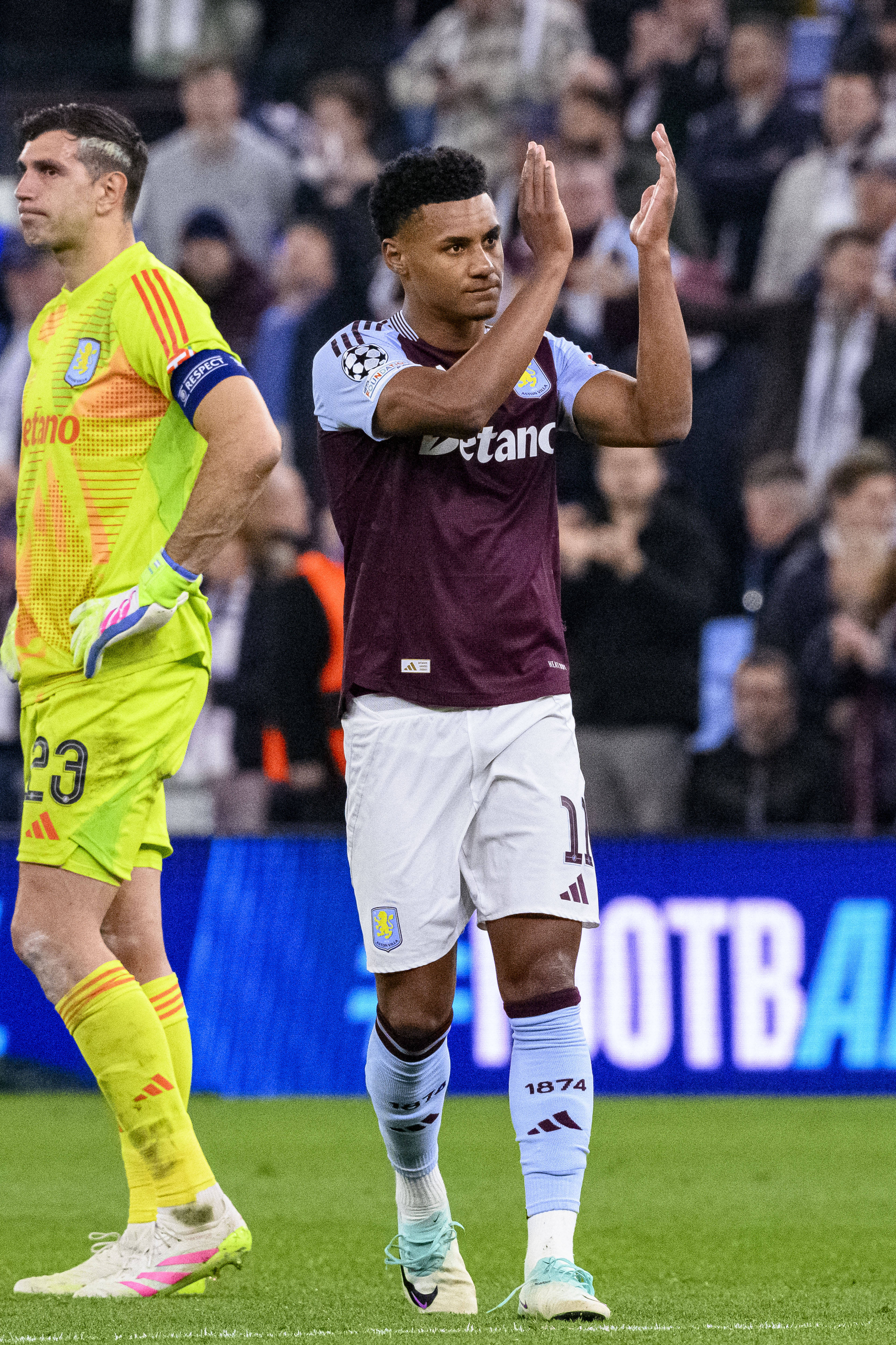 巴黎圣日耳曼惊险获胜，继续领先积分榜