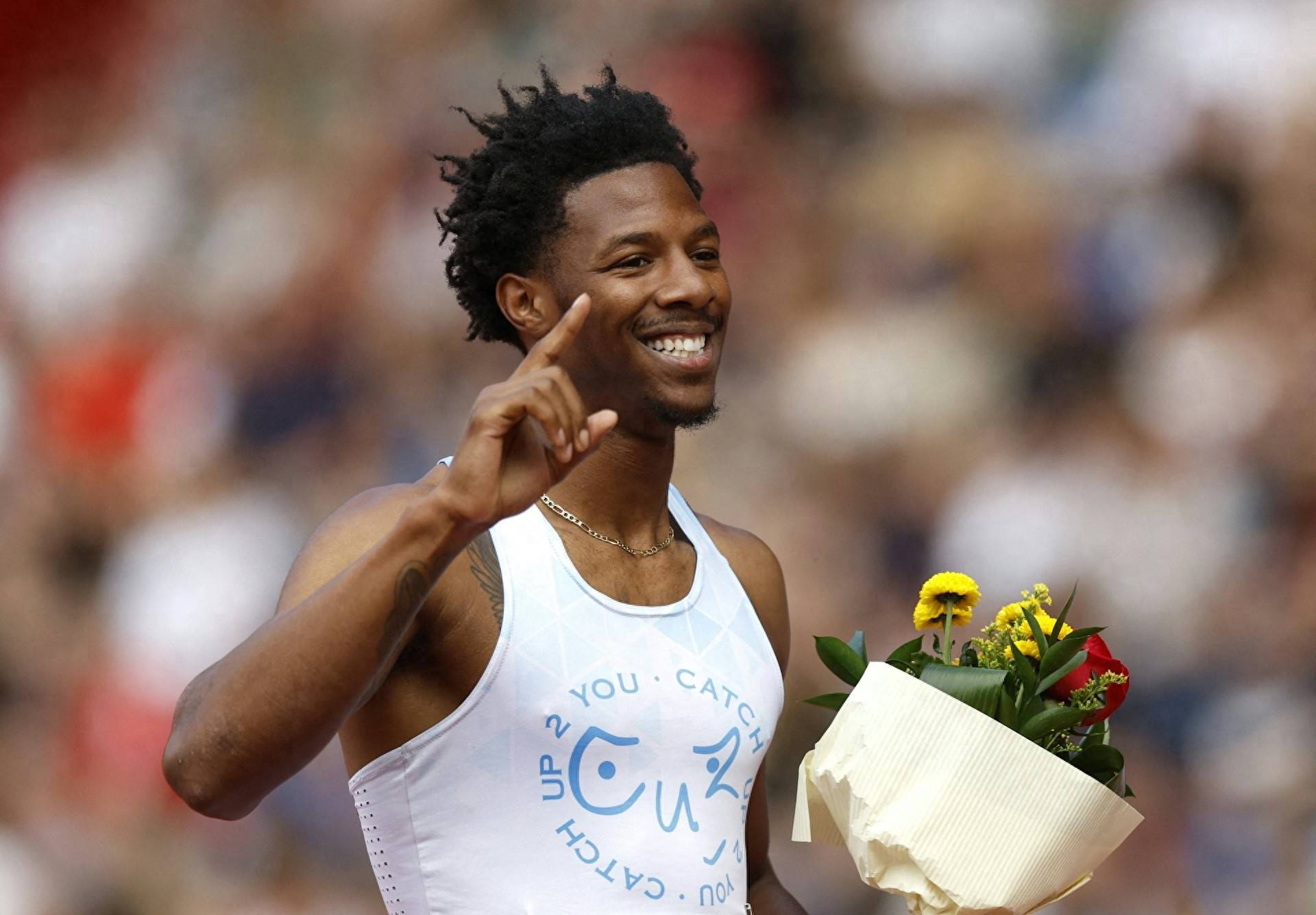 加拿大田径健儿风采翩翩，勇夺头筹