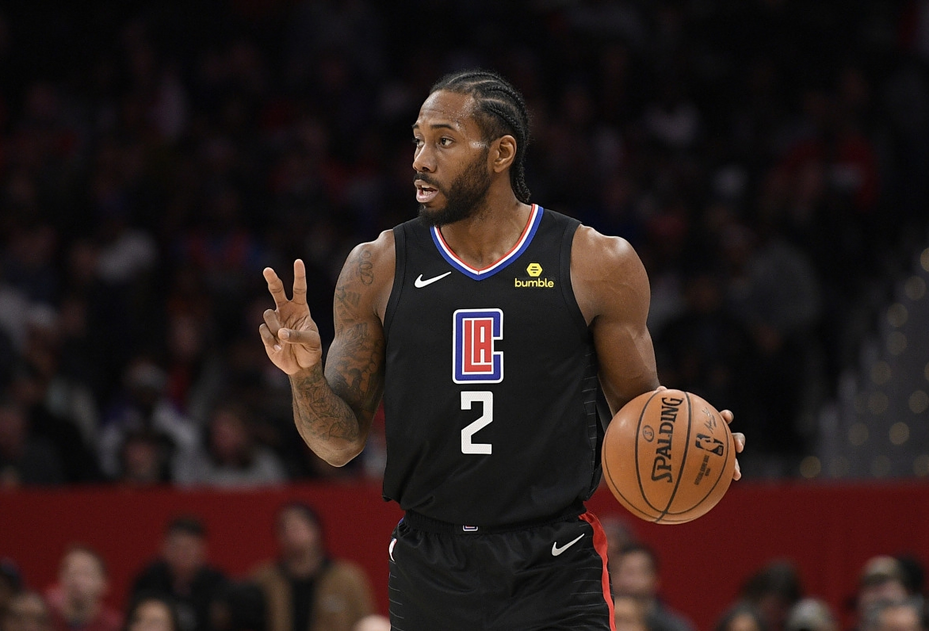 快船擒胜独行侠，莱昂纳德全场砍下35分领队赢球