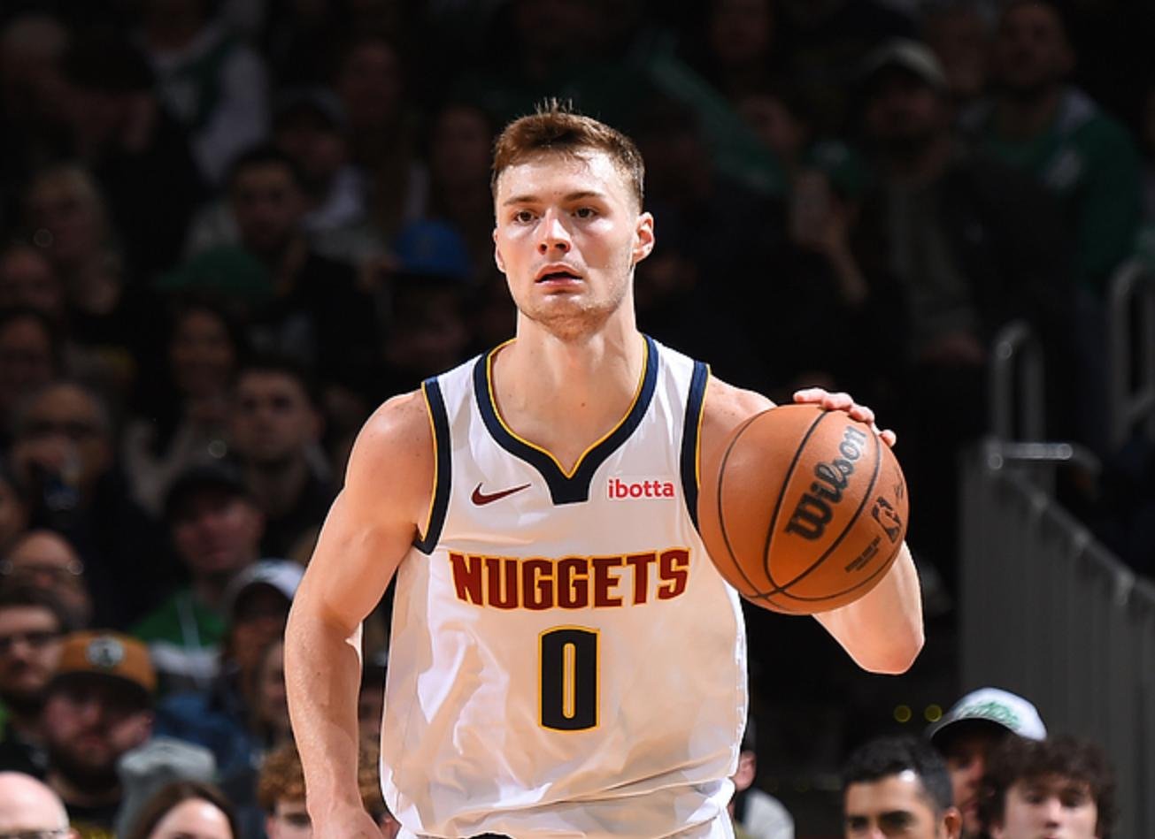 凯尔特人惜败掘金,沃克表现出色 凯尔特人惜败掘金,沃克表现出色