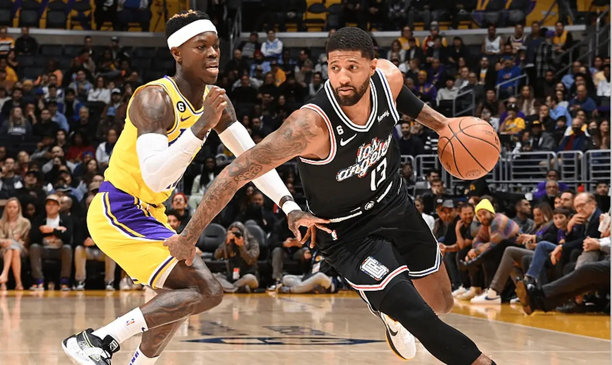 快船大胜湖人,莱昂纳德全面发威 快船大胜湖人,莱昂纳德全面发威