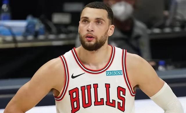 公牛力克黄蜂,拉文全场贡献32分 公牛力克黄蜂,拉文全场贡献32分