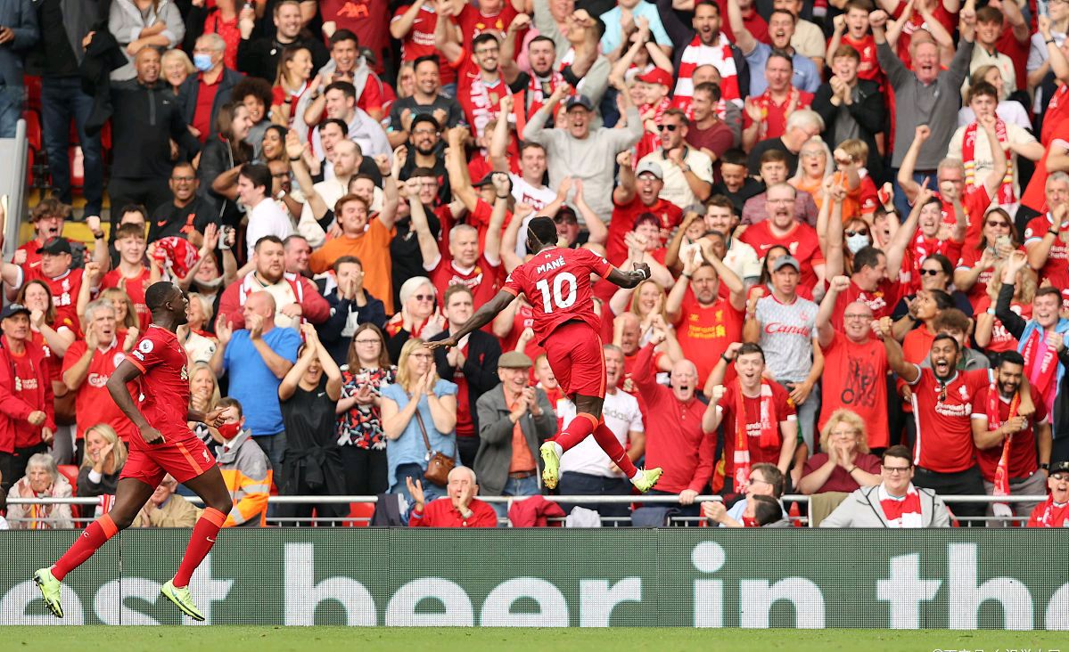 RB莱比锡主场力克科隆，德甲豪取三分！