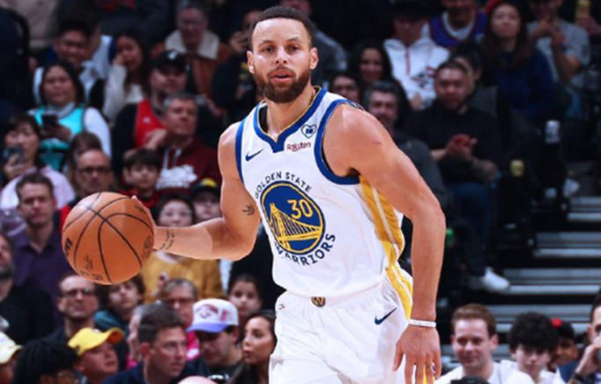 勇士击败湖人，豪取连胜，斩获西部榜首